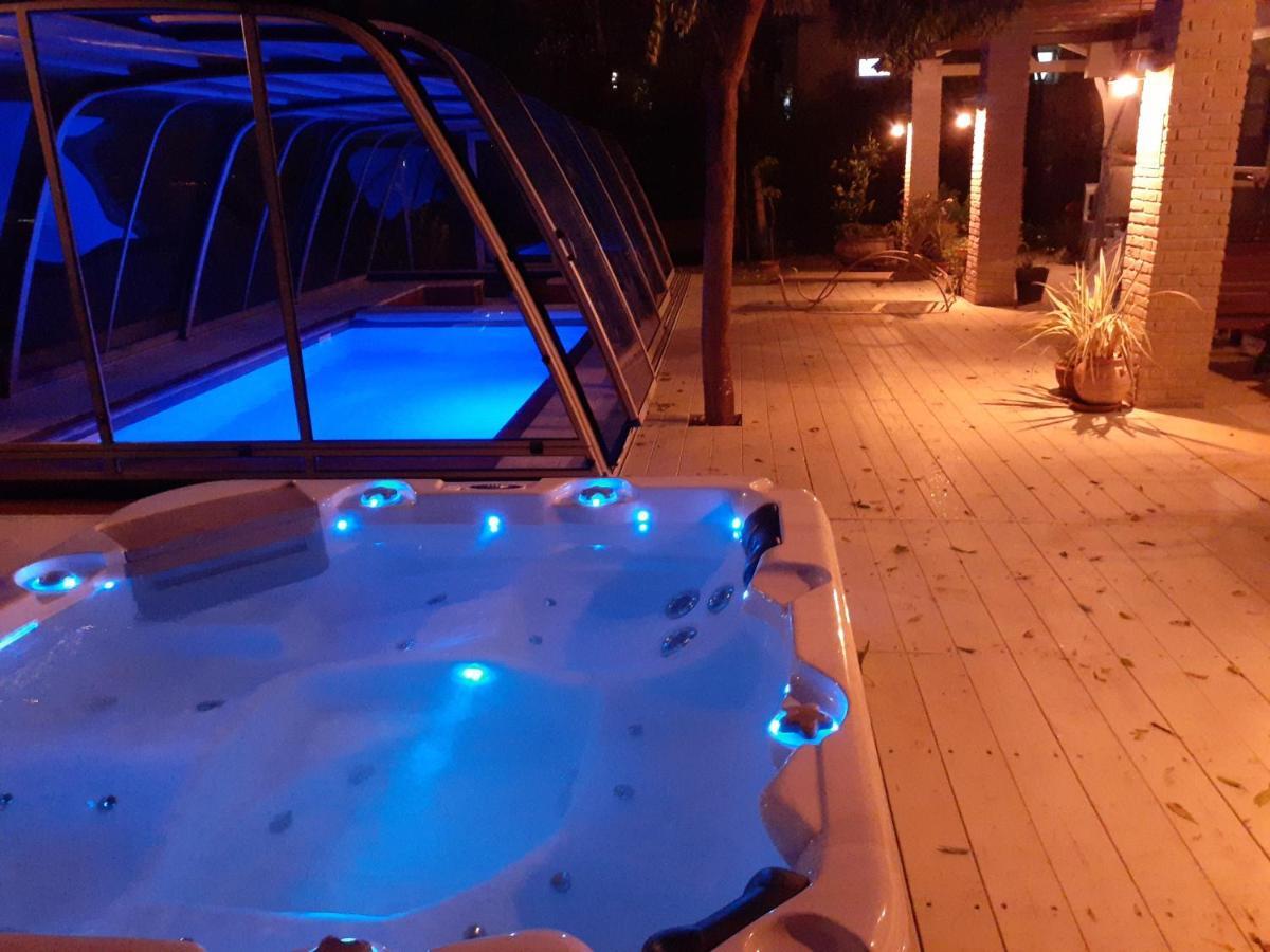 Naomi'S Villa Рош Пина Екстериор снимка