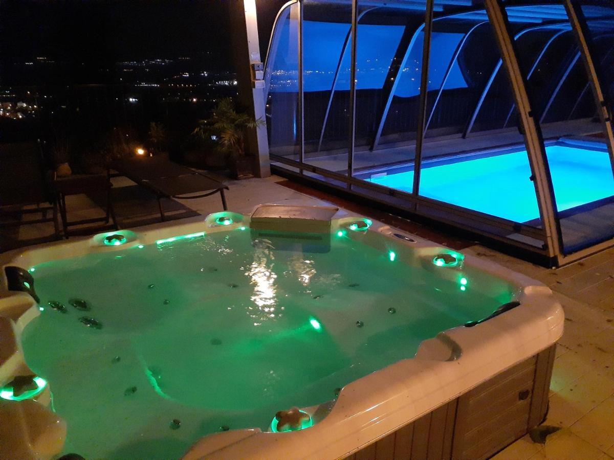 Naomi'S Villa Рош Пина Екстериор снимка