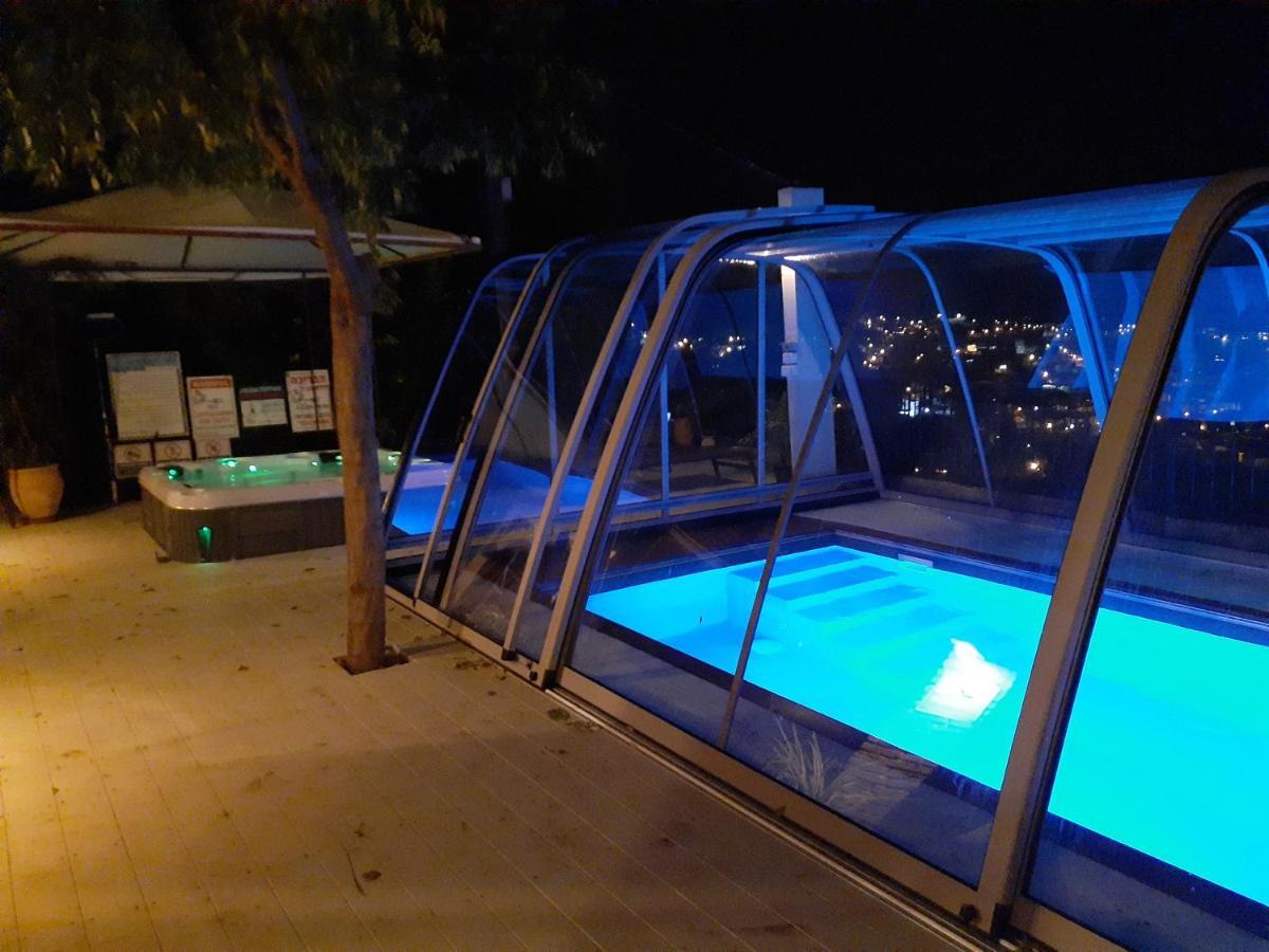 Naomi'S Villa Рош Пина Екстериор снимка